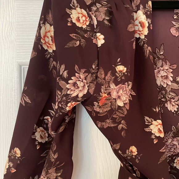 Burgundy long sleeve floral top (worn once) - Picture 2 of 3